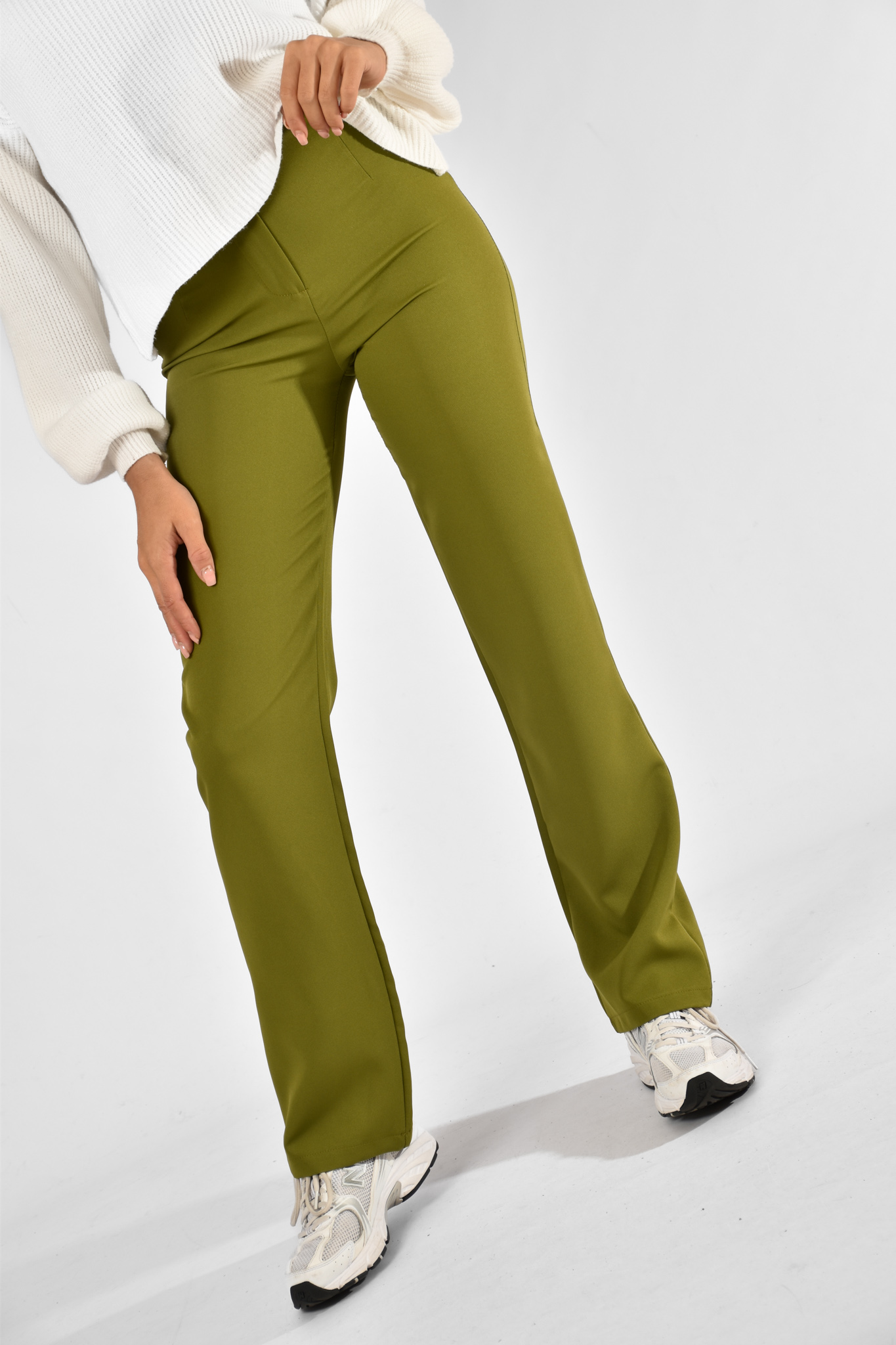 B.C. Suri peddelen Groene pantalon | Damesbroeken | tess v