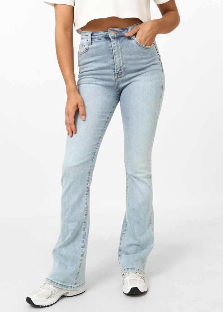 Flared jeans lichtblauw