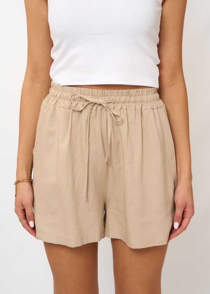 Maartje short beige