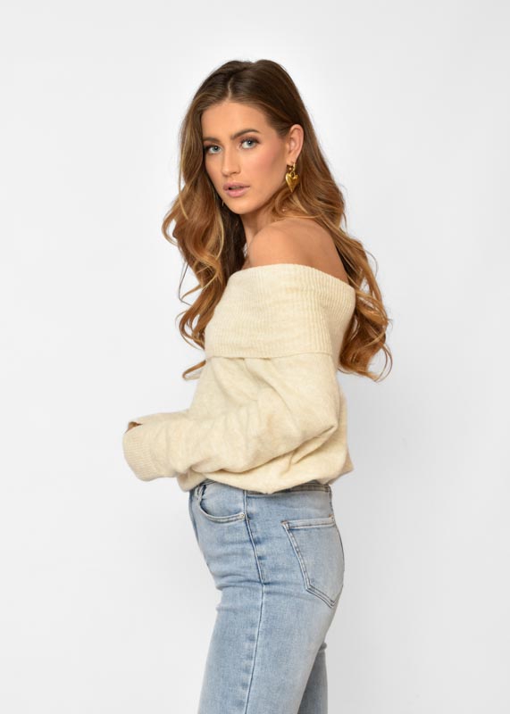 Noa off shoulder trui creme